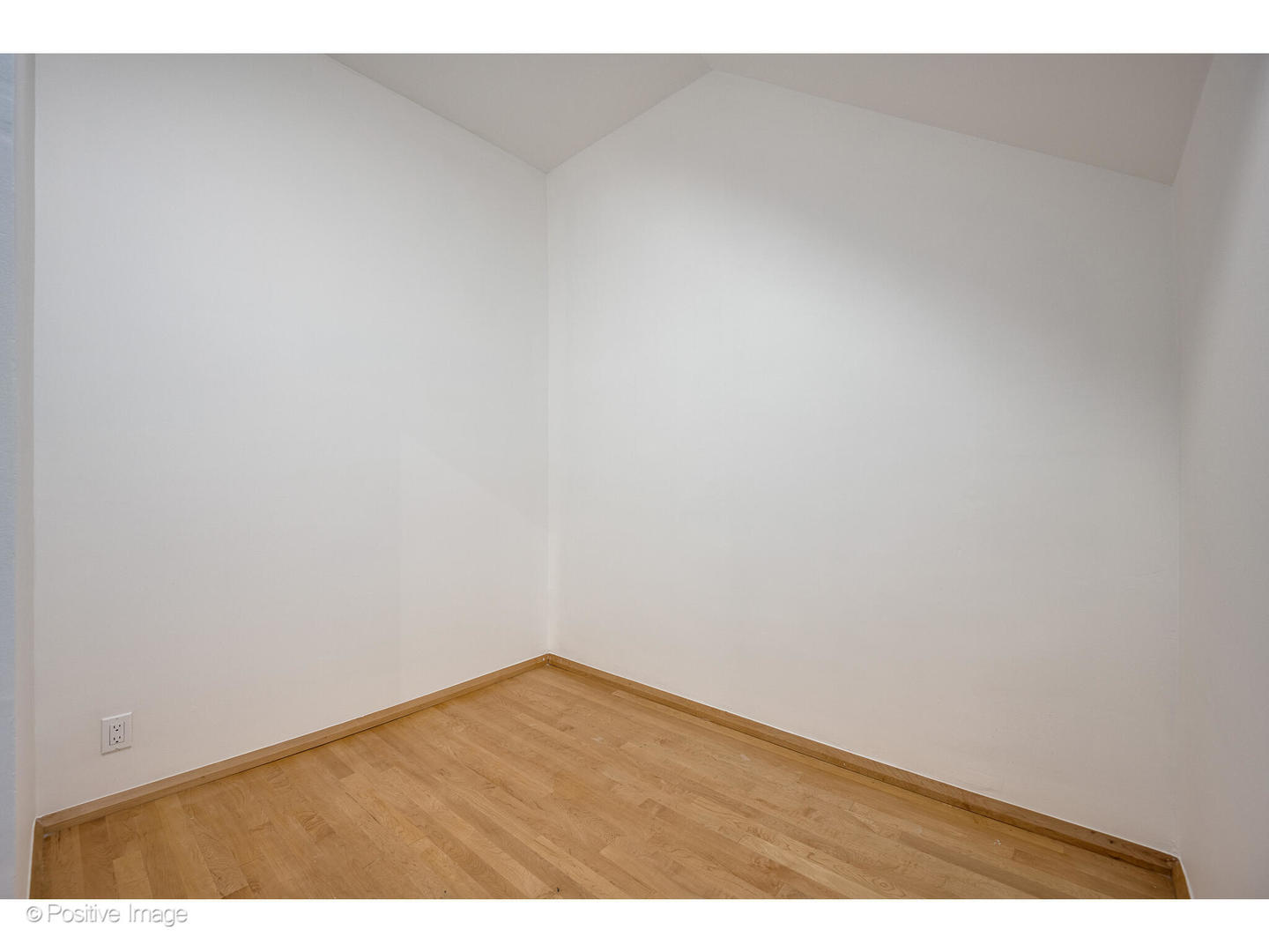 740 North Wells Street Chicago, IL 60654 - Photo 22 of 47 a view of an empty room