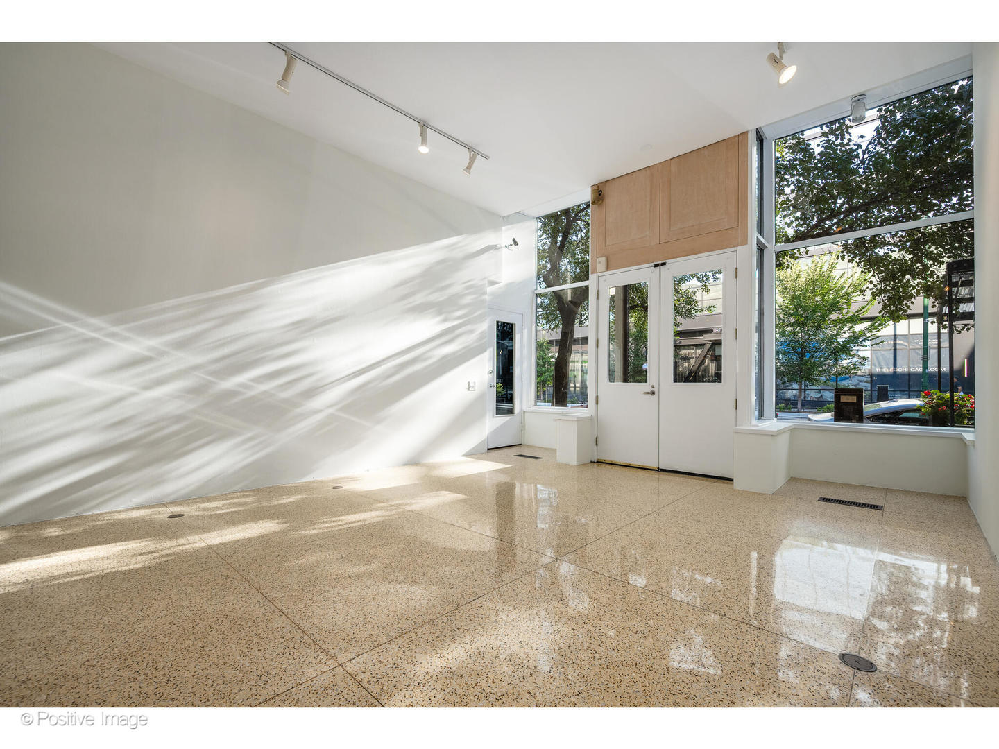 740 North Wells Street Chicago, IL 60654 - Photo 6 of 47 a view interior of a house with natural light