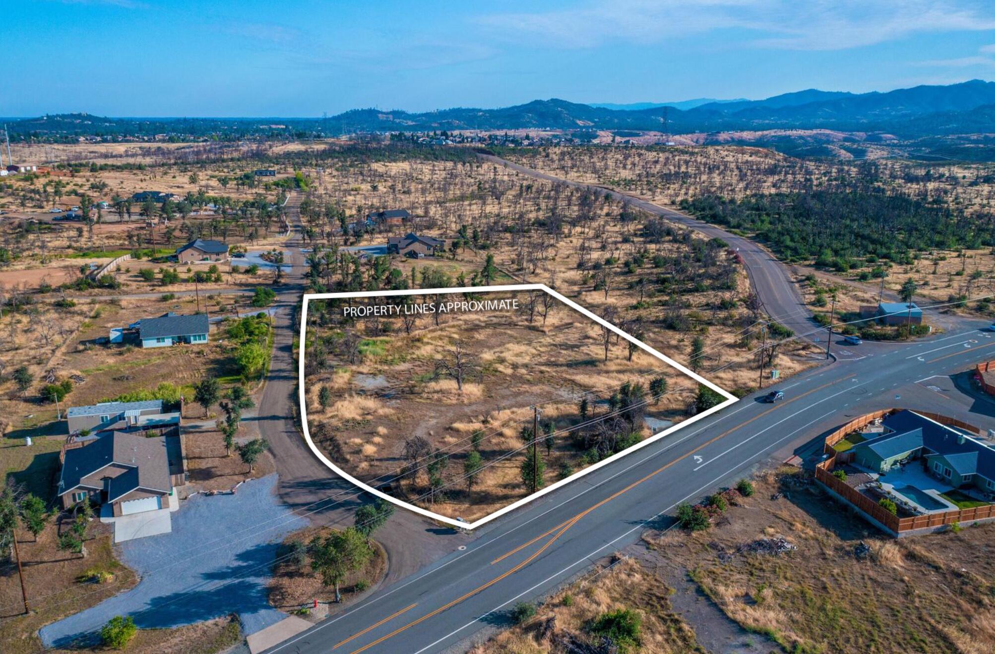 17007 Keswick Dam Road Redding, CA 96003 - Photo 2 of 20 a view of a city with ocean