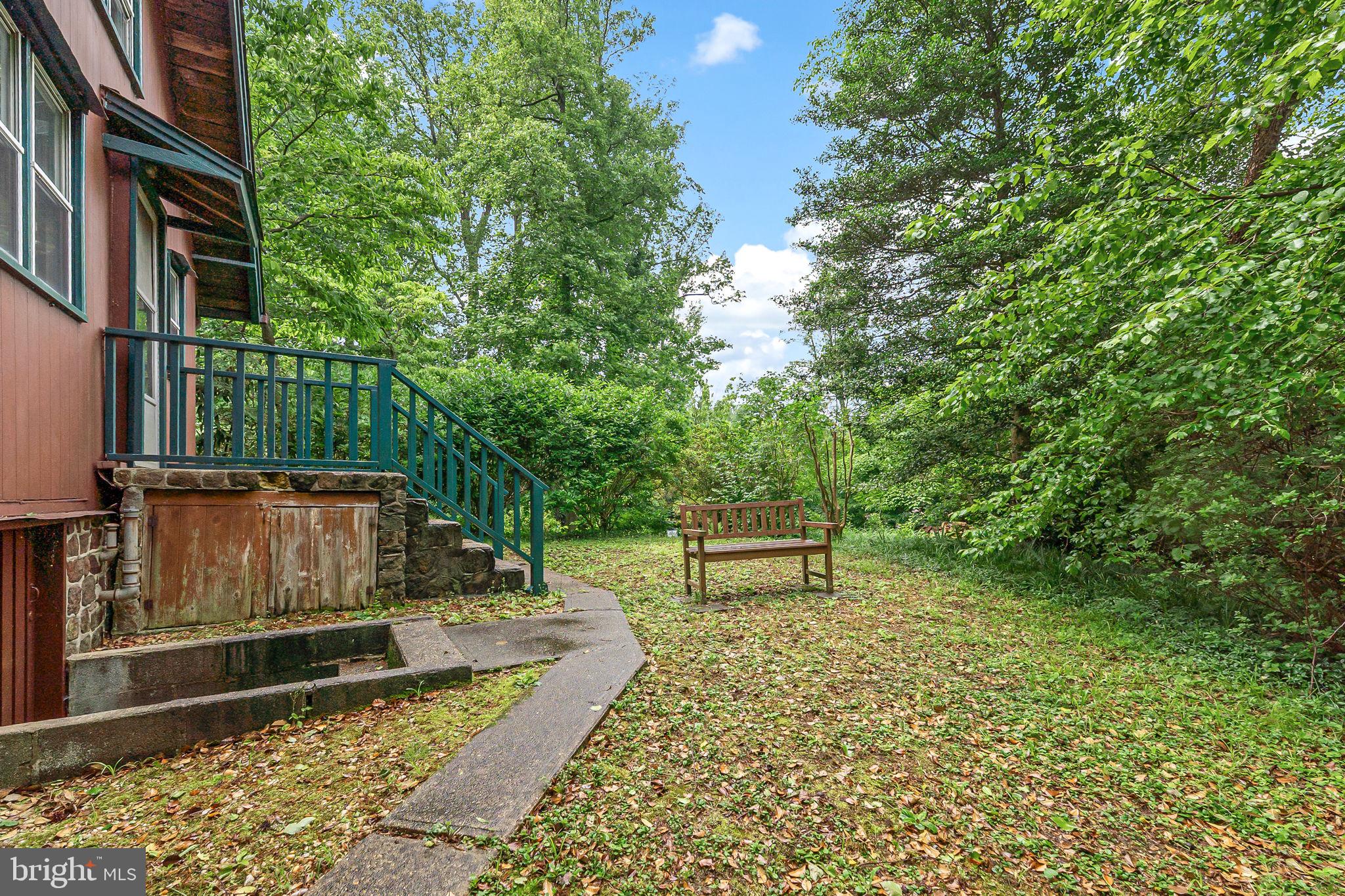 2138 Cedar Road Port Republic, MD 20676 - Photo 24 of 34 a view of a backyard with sitting area
