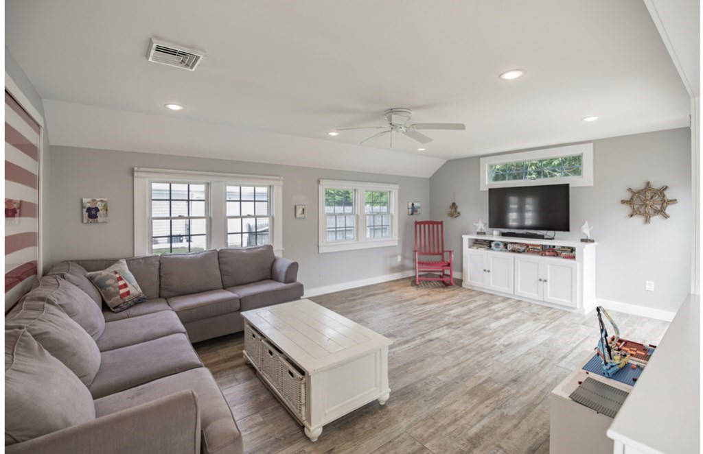 42 Davenport Road Dennis, MA 02670 - Photo 23 of 40 Gallery Image 23