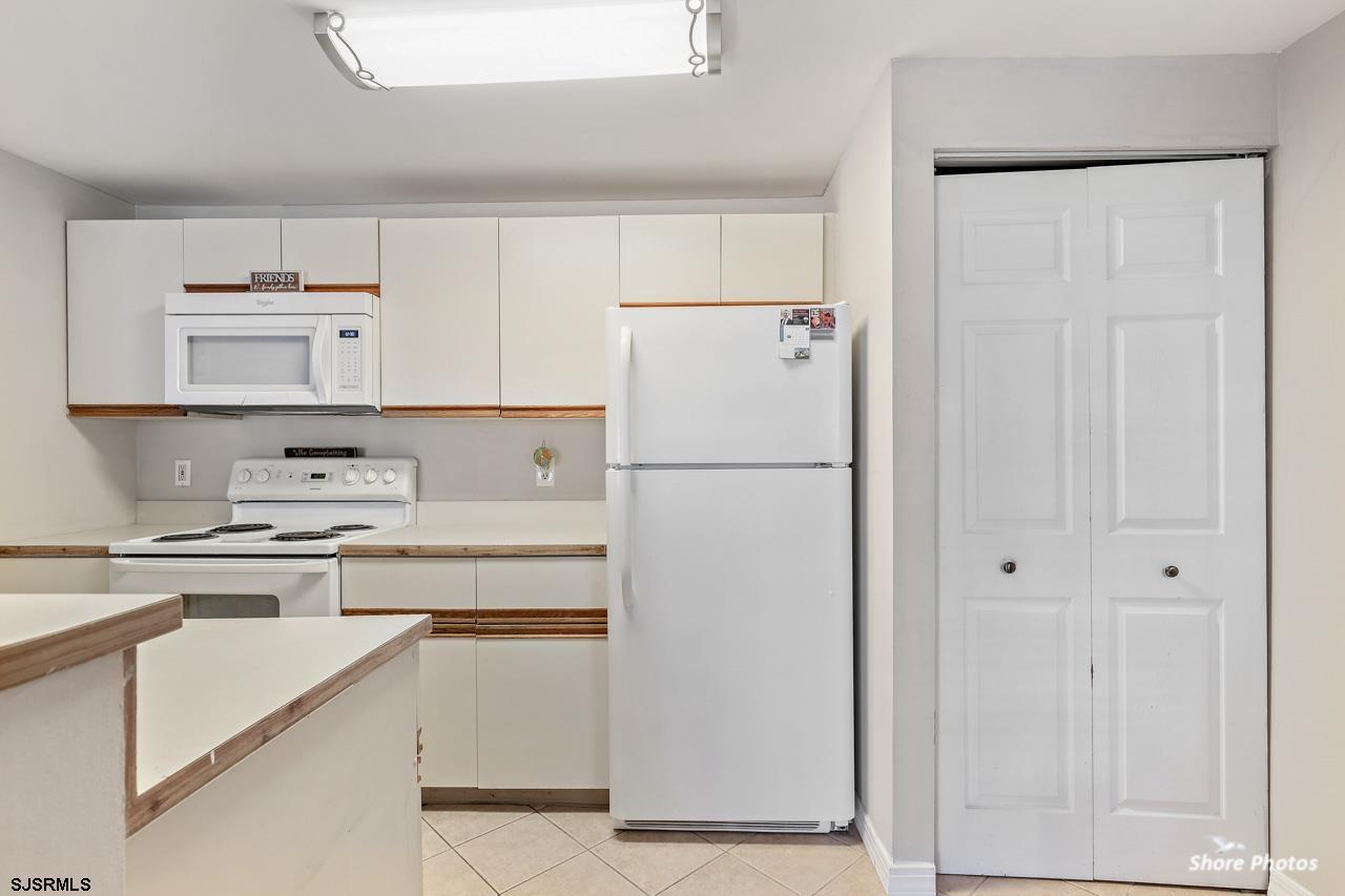 214 Meadow Ridge Road, Unit 214 Smithville, NJ 08205 - Photo 15 of 21 Gallery Image 15