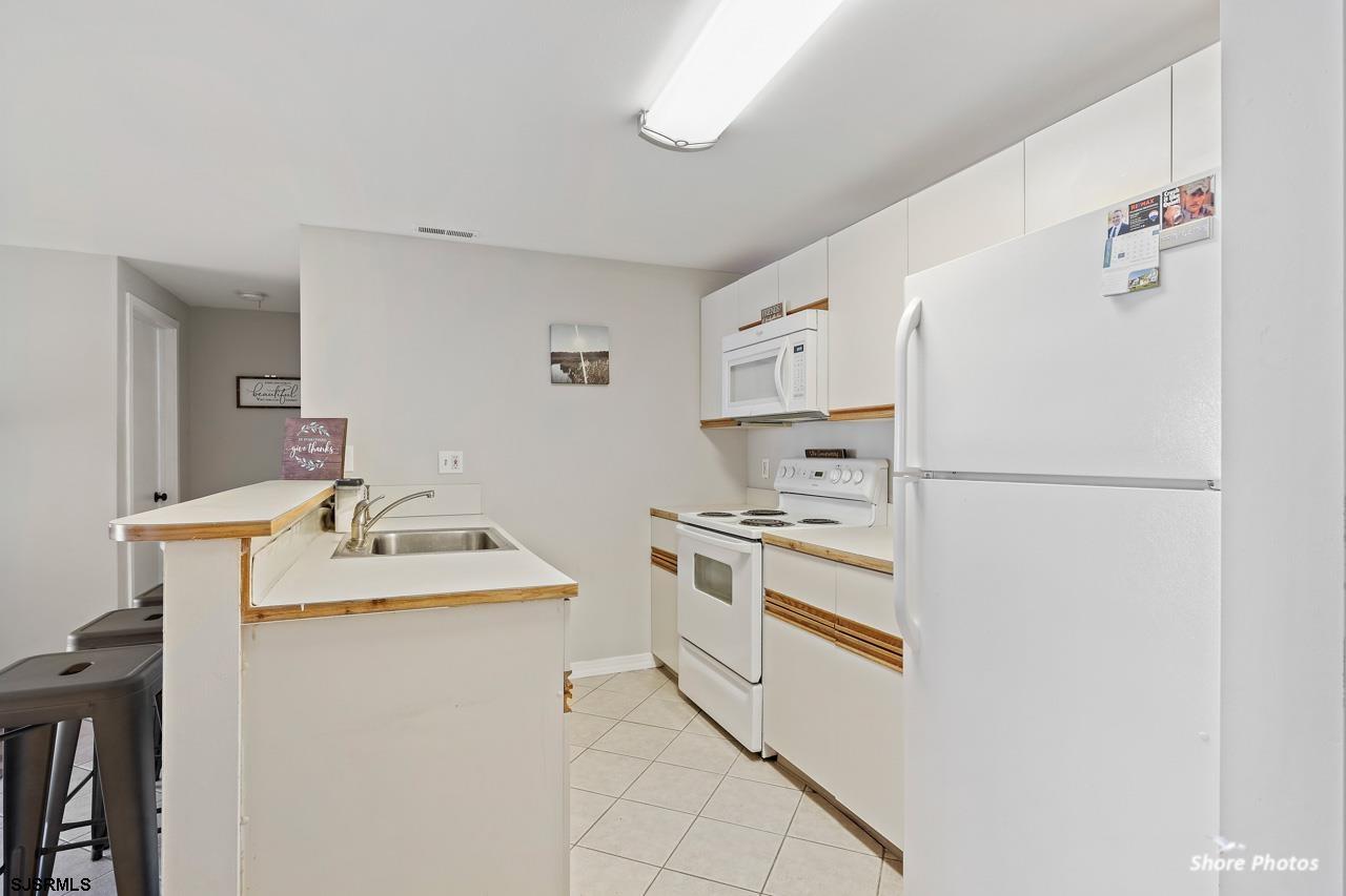 214 Meadow Ridge Road, Unit 214 Smithville, NJ 08205 - Photo 16 of 21 Gallery Image 16