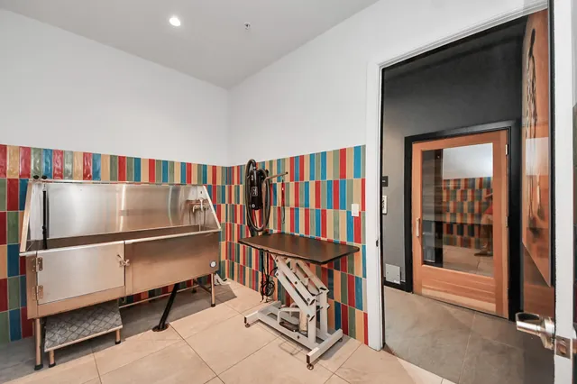 $4,600 | 4521 San Felipe Street, Unit 1904, Houston, TX 77027