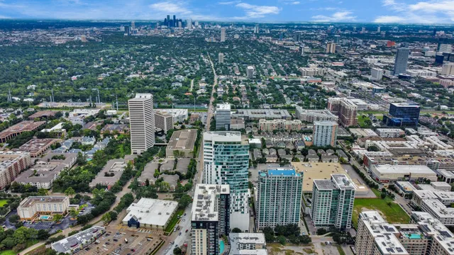 $4,600 | 4521 San Felipe Street, Unit 1904, Houston, TX 77027