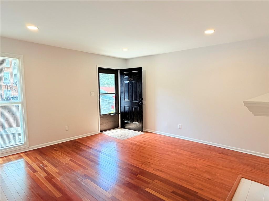 1166 Booth Road Southwest, Unit 908 Marietta, GA 30008 - Photo 5 of 15