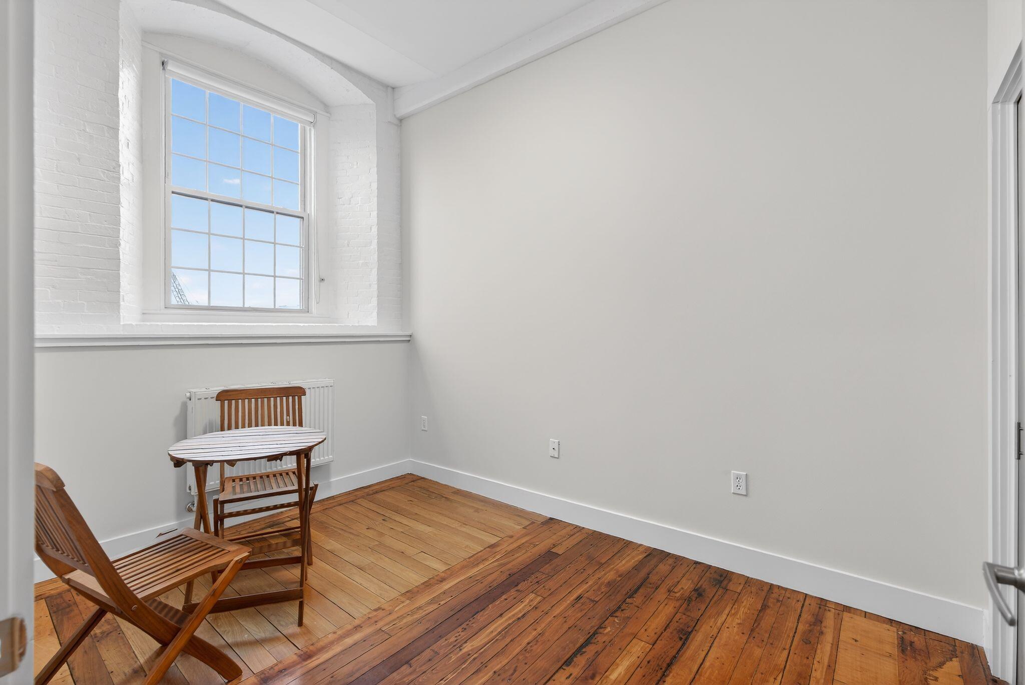 2 Main Street, Unit 18308 Biddeford, ME 04005 - Photo 15 of 49 Light and Bright 18-308