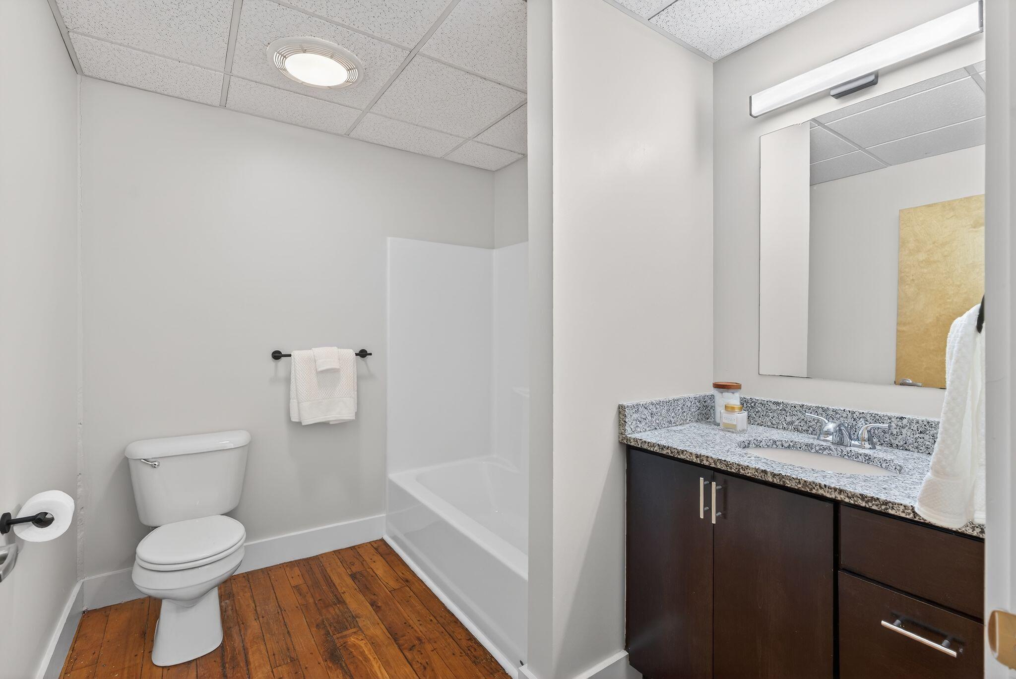 2 Main Street, Unit 18308 Biddeford, ME 04005 - Photo 19 of 49 Light and Bright 18-308