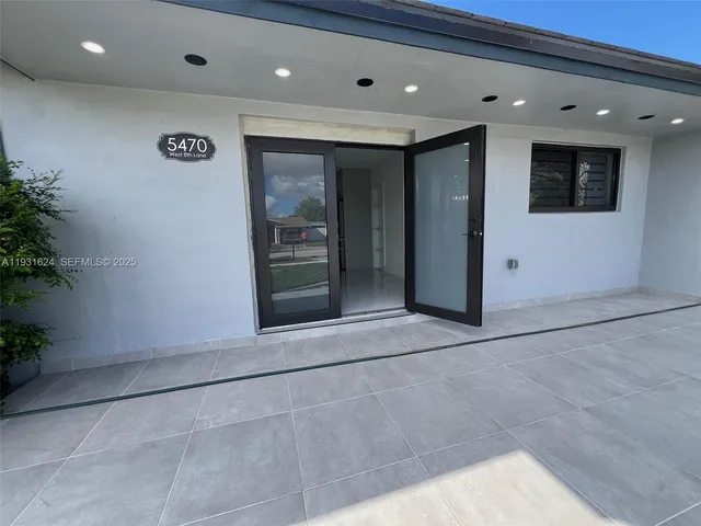 $2,900 | 5470 West 8th Lane, Hialeah, FL 33012