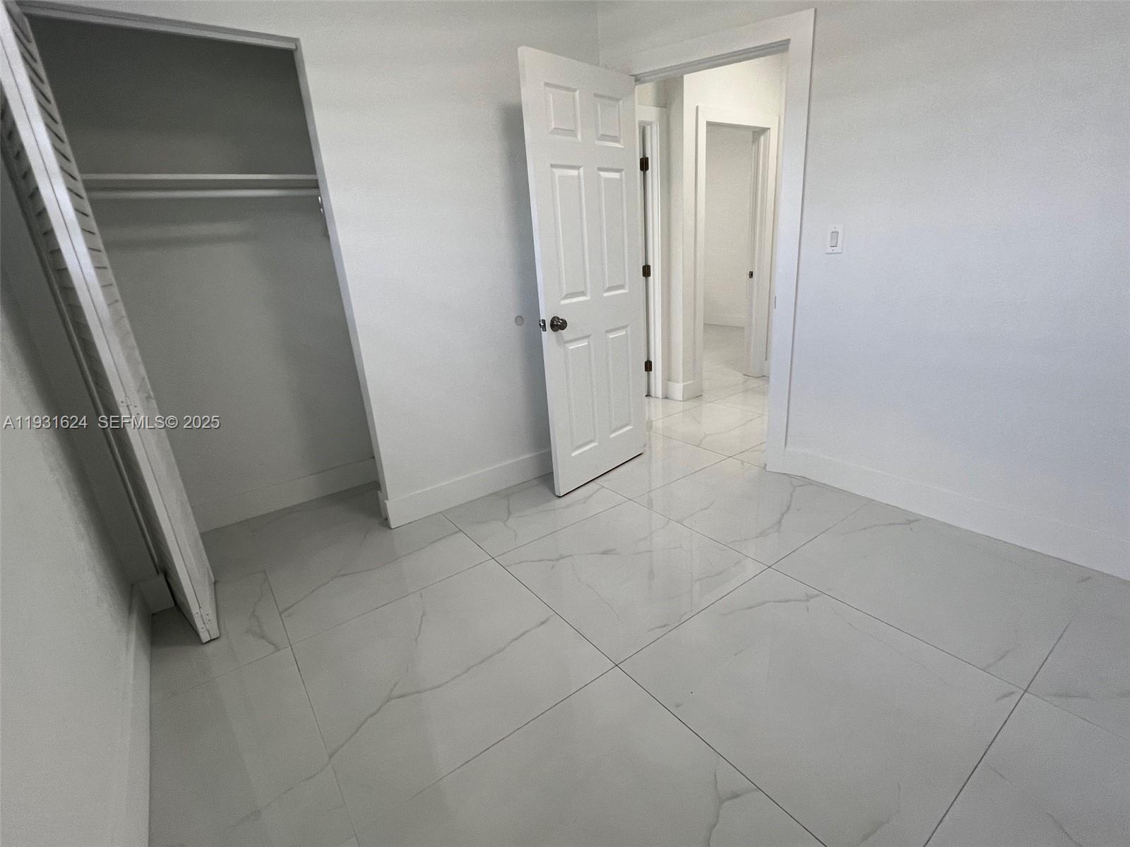 5470 West 8th Lane Hialeah, FL 33012 - Photo 13 of 17
