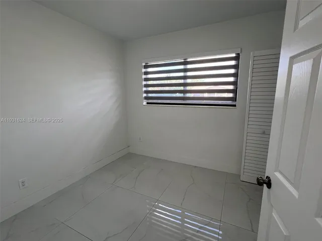 $2,900 | 5470 West 8th Lane, Hialeah, FL 33012