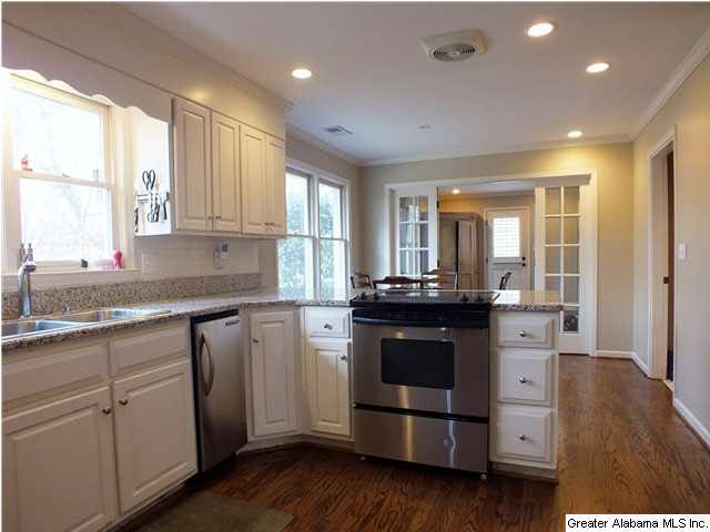3534 Rockhill Road Birmingham, AL 35223 - Photo 7 of 17
