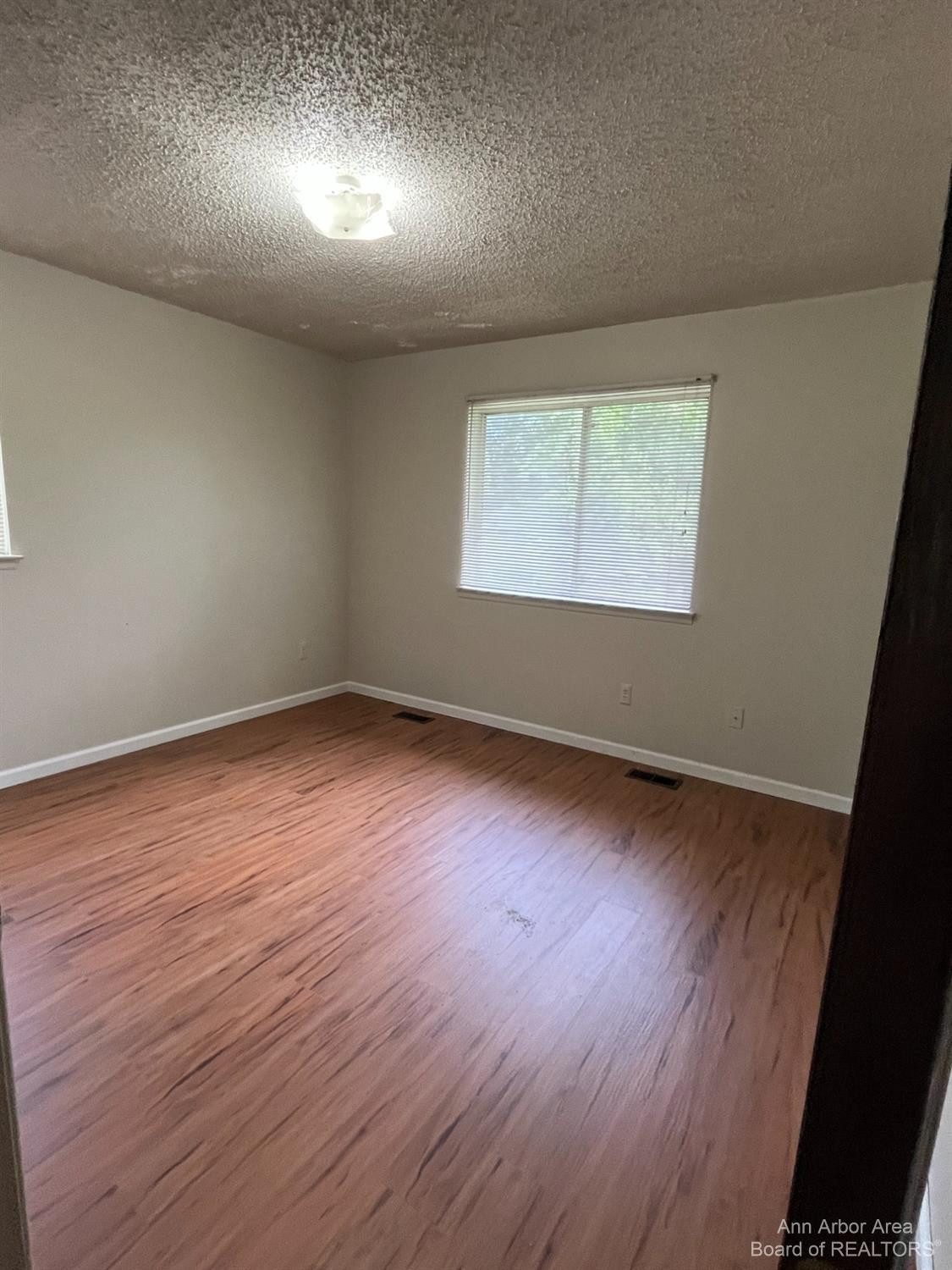 2439 McKinley Road Ypsilanti, MI 48197 - Photo 8 of 15 Photo 8