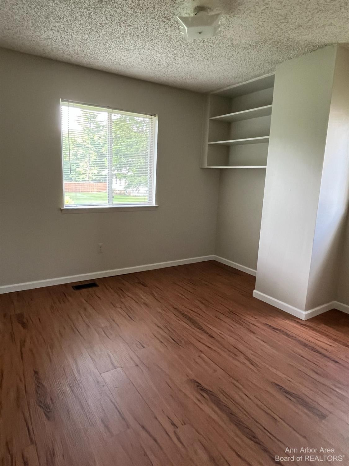 2439 McKinley Road Ypsilanti, MI 48197 - Photo 9 of 15 Photo 9