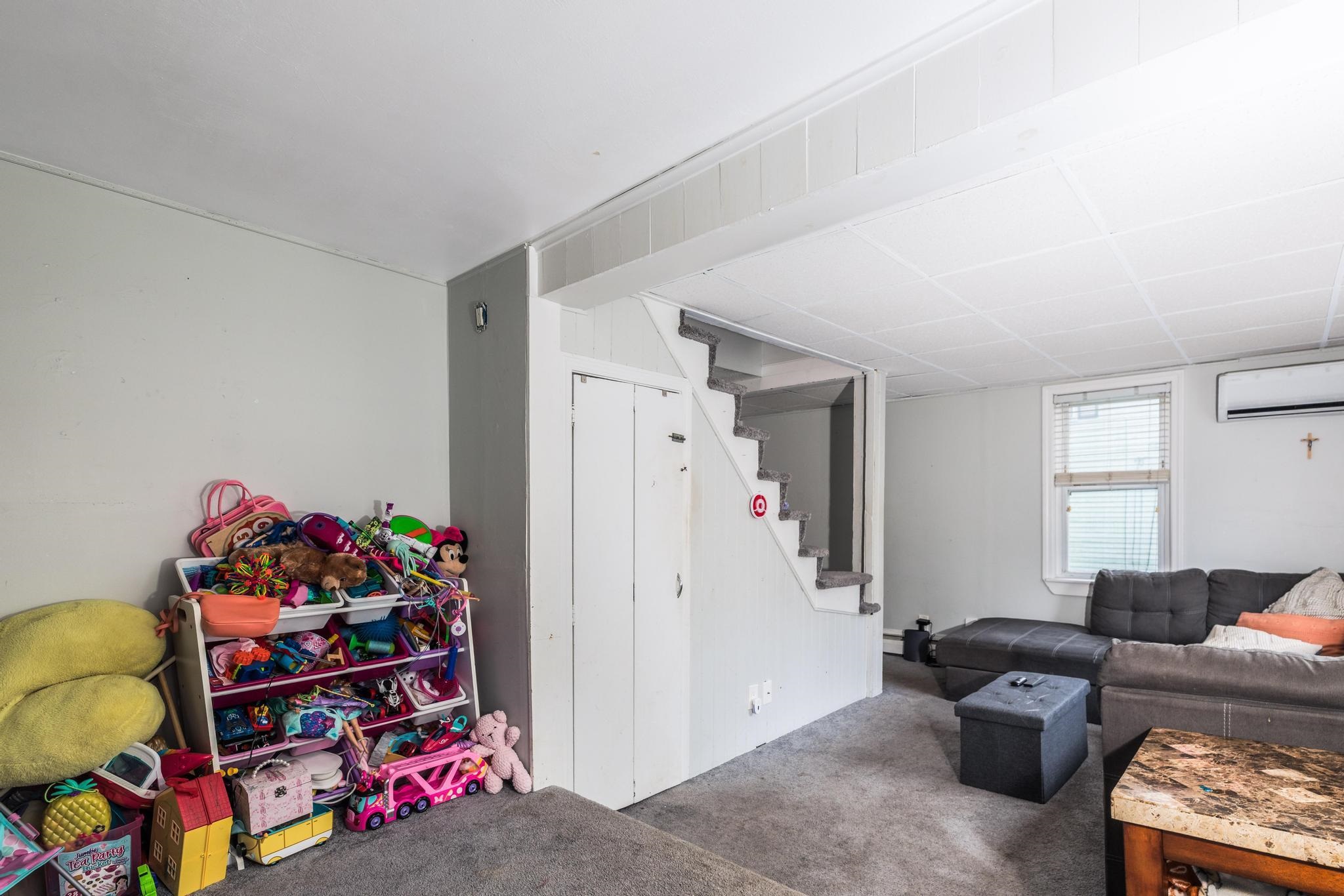 18 Brook Street Derry, NH 03038 - Photo 36 of 42
