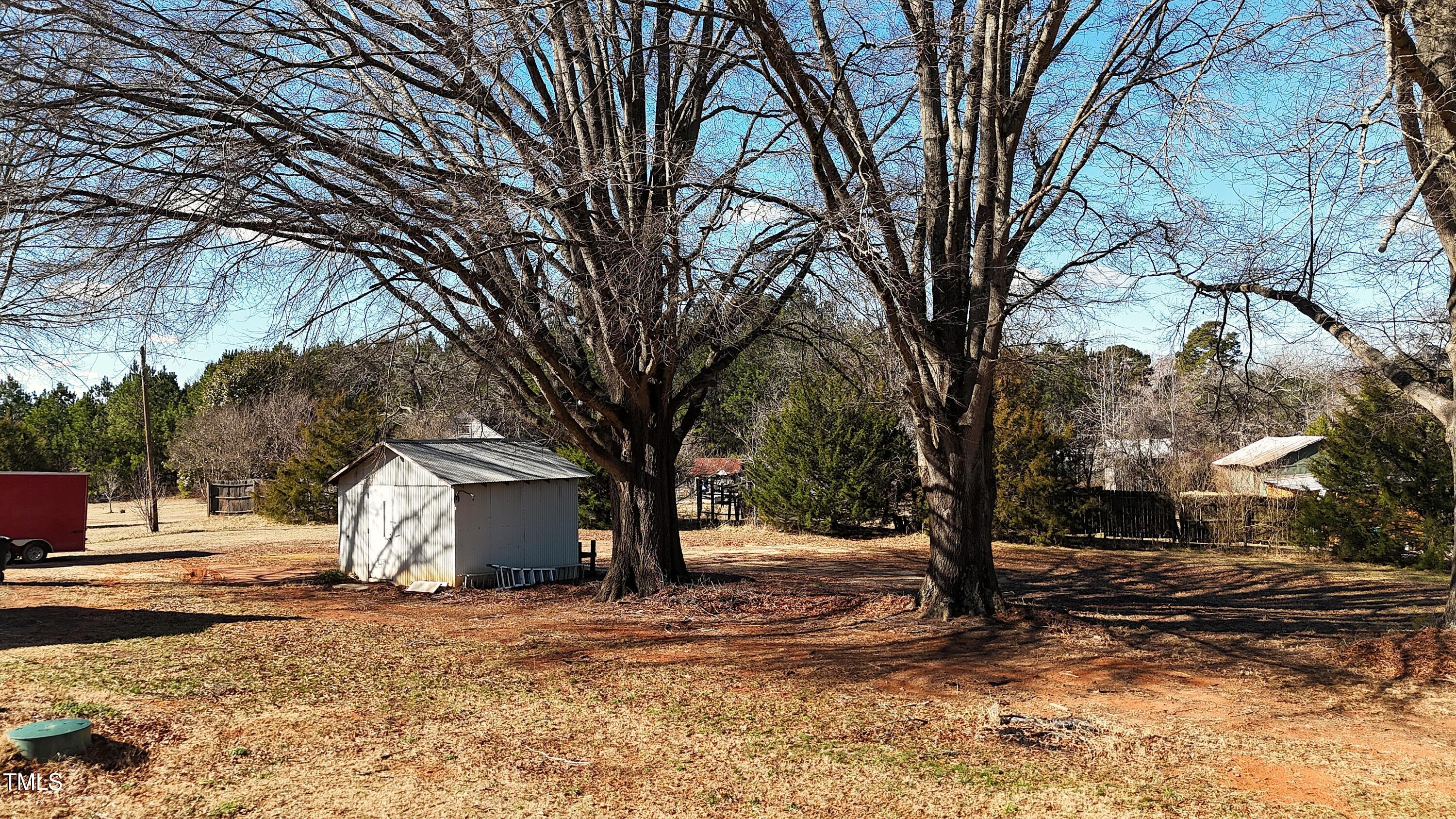 55 Daniel Harris Road Henderson, NC 27537 - Photo 39 of 43 DJI_20250201111331_0089_D