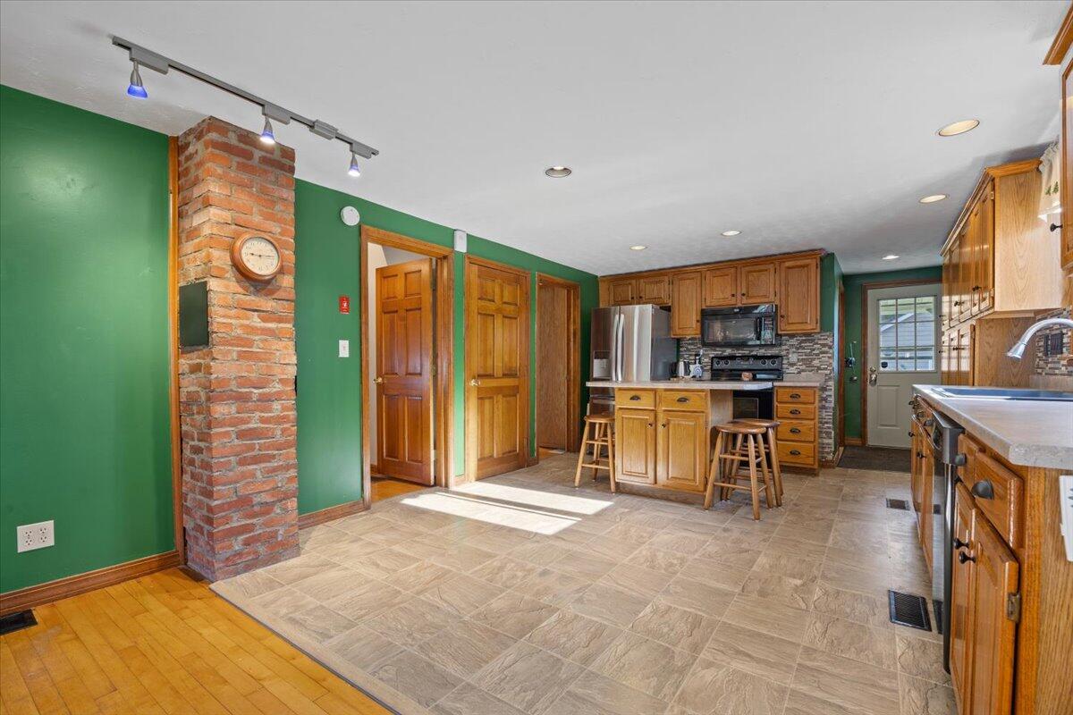 5 Wilson Street Biddeford, ME 04005 - Photo 11 of 27 11-5 Wilson-11