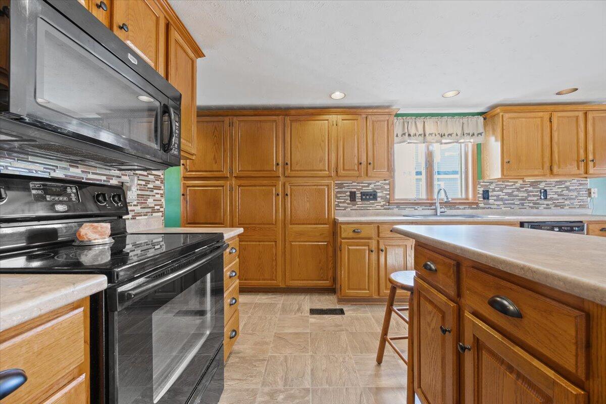 5 Wilson Street Biddeford, ME 04005 - Photo 13 of 27 13-5 Wilson-13