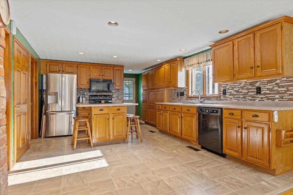 5 Wilson Street Biddeford, ME 04005 - Photo 9 of 27 09-5 Wilson-9