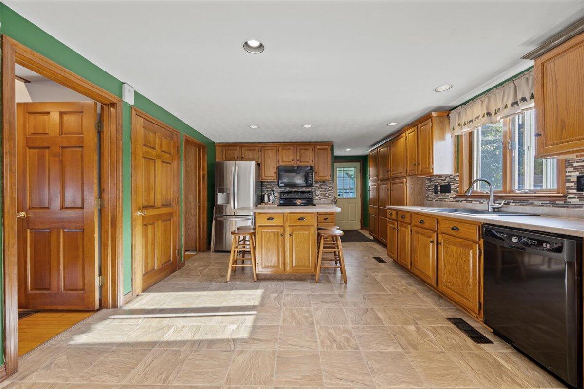 5 Wilson Street Biddeford, ME 04005 - Photo 10 of 27 10-5 Wilson-10