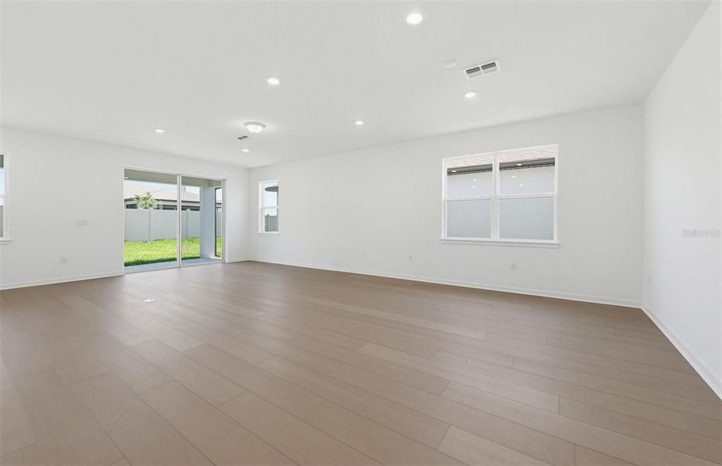 33425 Herds Hallow Way Wesley Chapel, FL 33545 - Photo 5 of 32