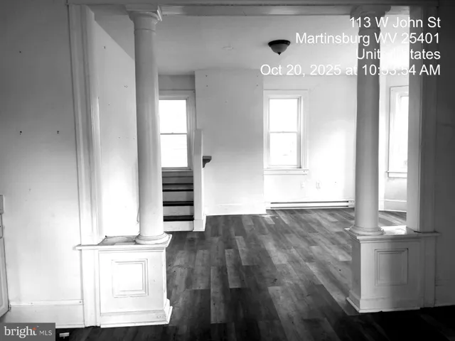 a bathroom with a toilet