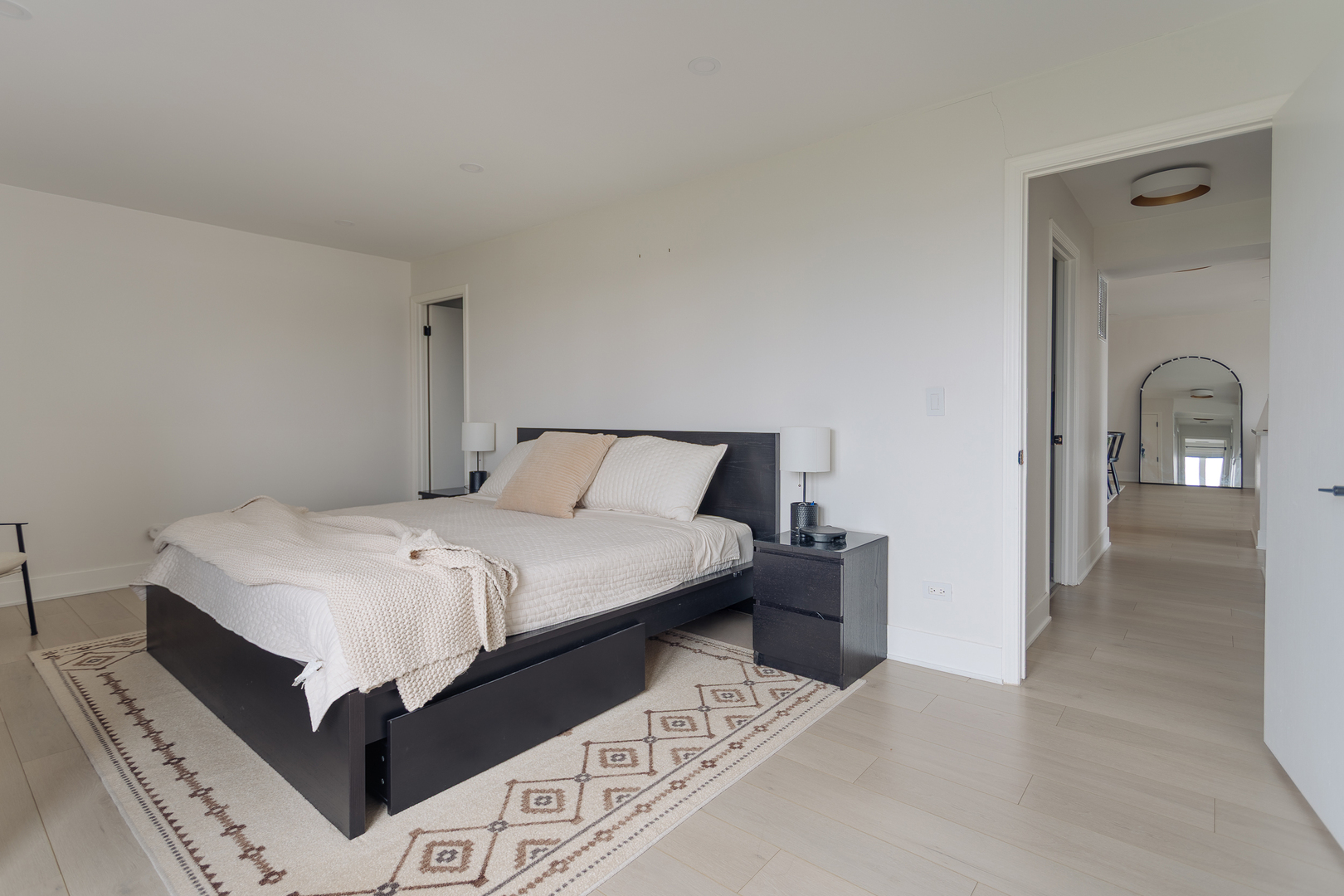 8100 West Foster Lane, Unit 508 Niles, IL 60714 - Photo 20 of 42 a bedroom with a bed and window