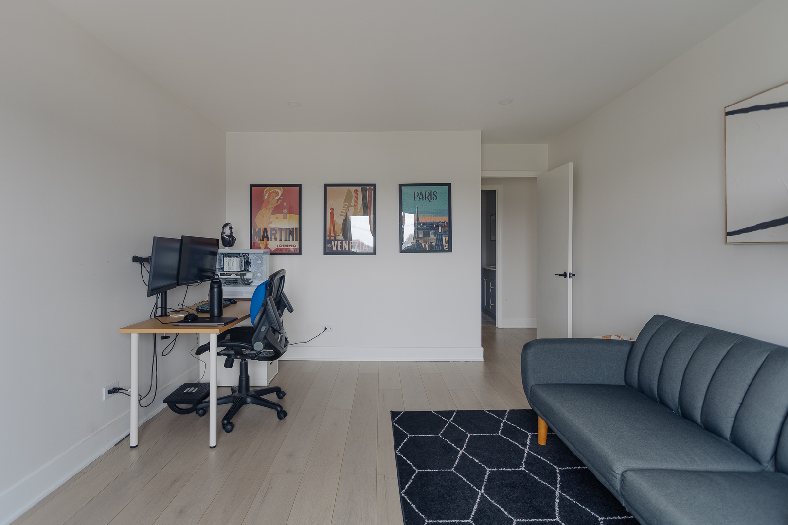 8100 West Foster Lane, Unit 508 Niles, IL 60714 - Photo 33 of 42 a work room with furniture and a air conditioner vent