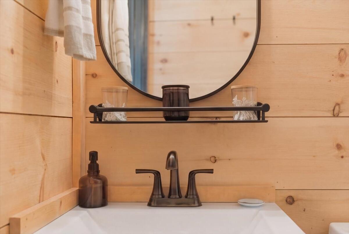 471 Bisbee Town Road Waterford, ME 04088 - Photo 57 of 79 57-interior_bathroom_detail-2