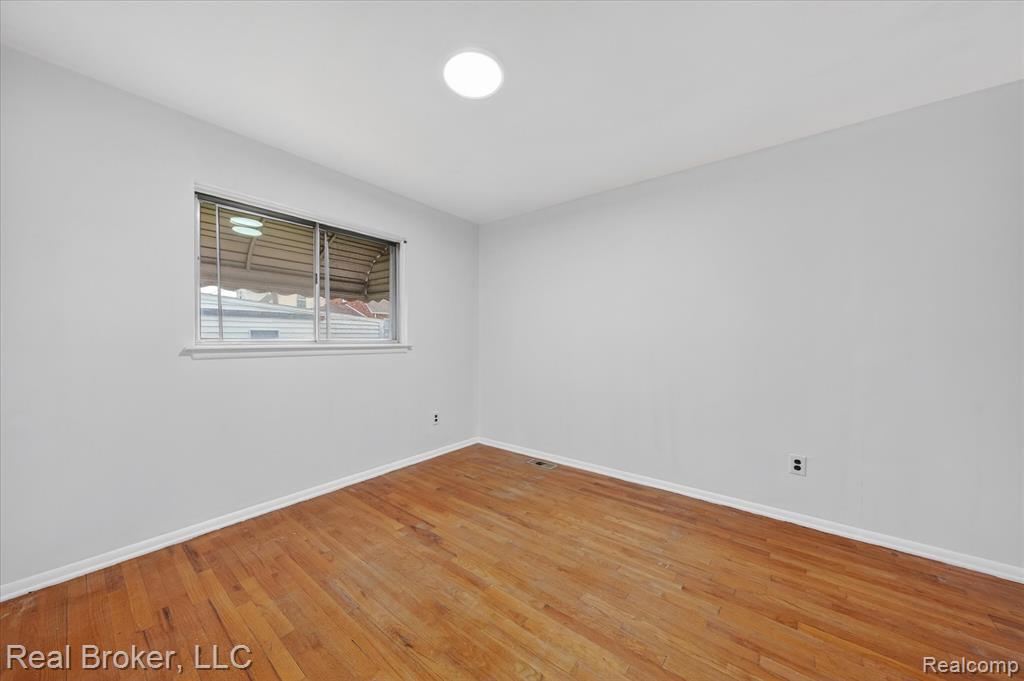 29630 Joy Road Livonia, MI 48150 - Photo 22 of 55 Gallery Image 22