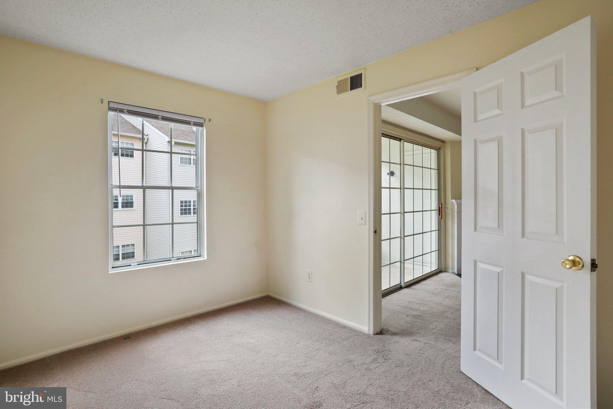 116 Fort Evans Road Southeast, Unit D Leesburg, VA 20175 - Photo 11 of 38 Gallery Image 11