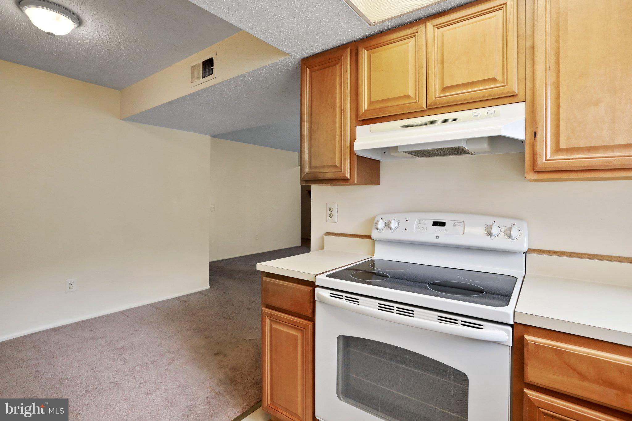 116 Fort Evans Road Southeast, Unit D Leesburg, VA 20175 - Photo 17 of 38 Gallery Image 17