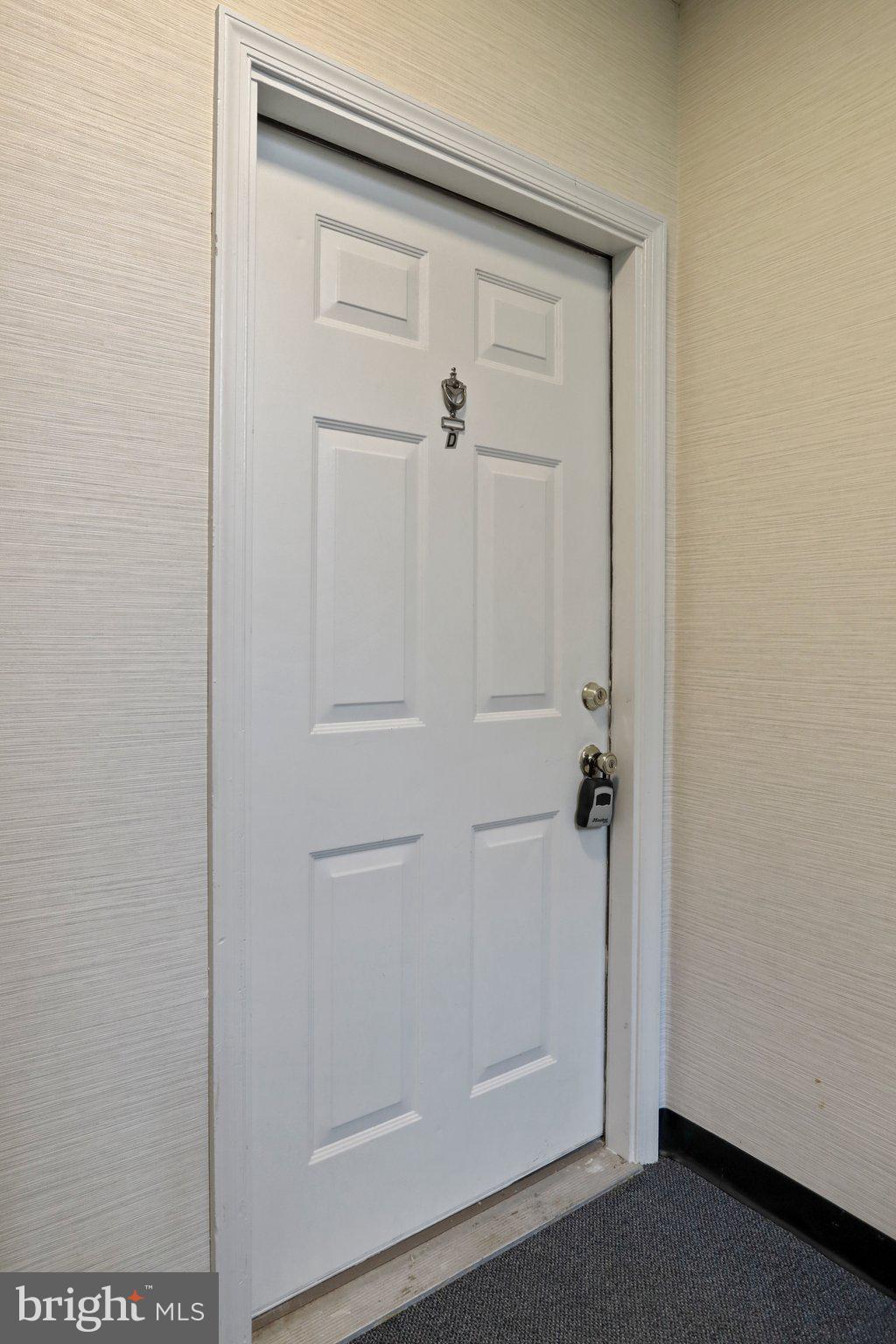 116 Fort Evans Road Southeast, Unit D Leesburg, VA 20175 - Photo 6 of 38 Gallery Image 6