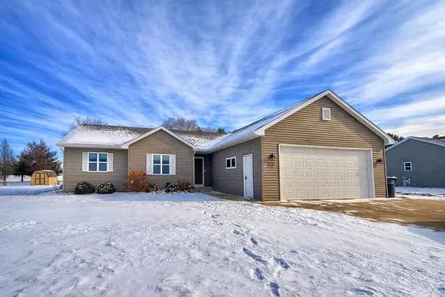 $349,980 | 264 Jasmine Drive, Berlin, WI 54923