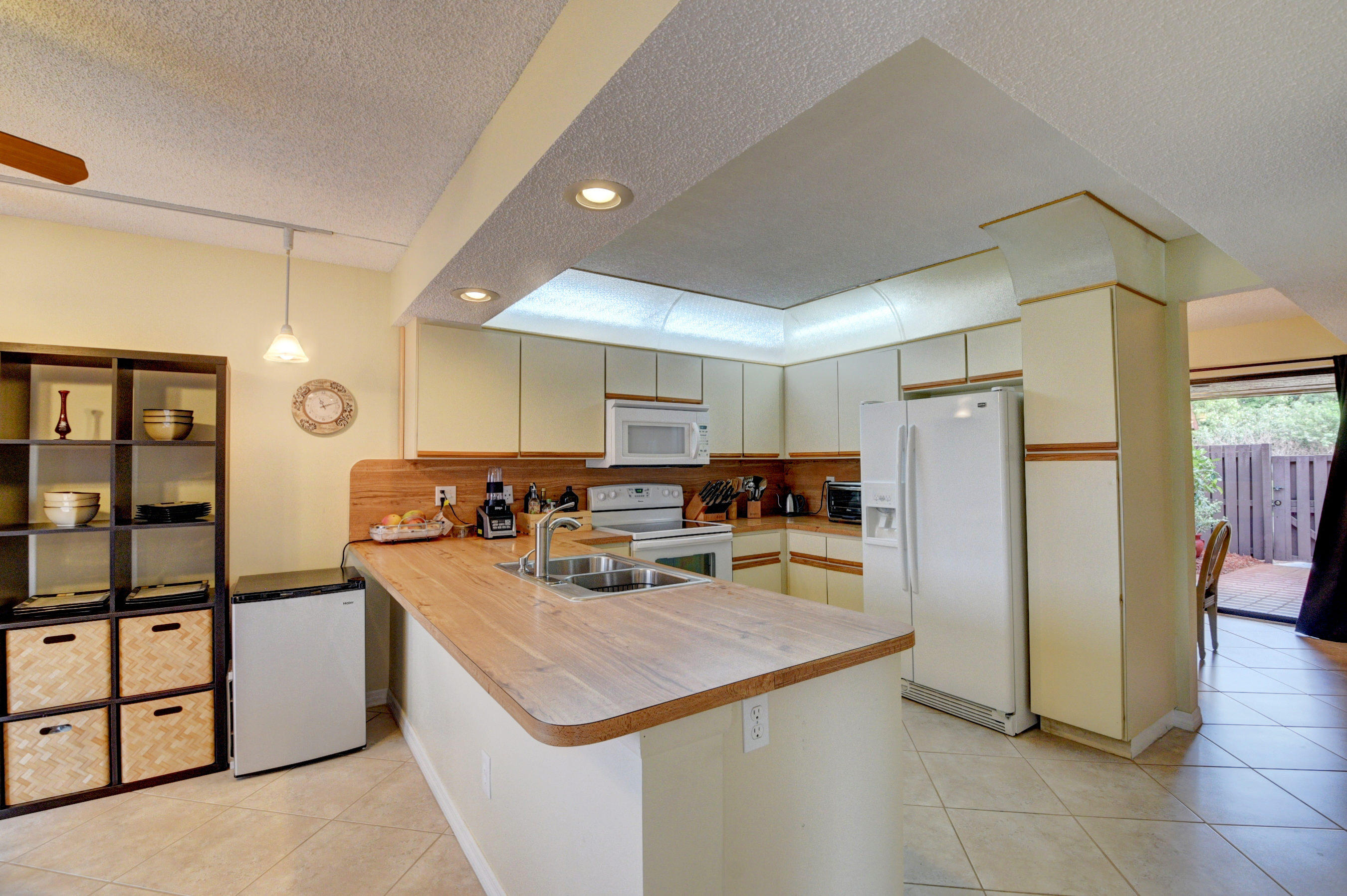 8165 Boca Rio Drive Boca Raton, FL 33433 - Photo 24 of 49 28_dsc_3679_80_81_82_83