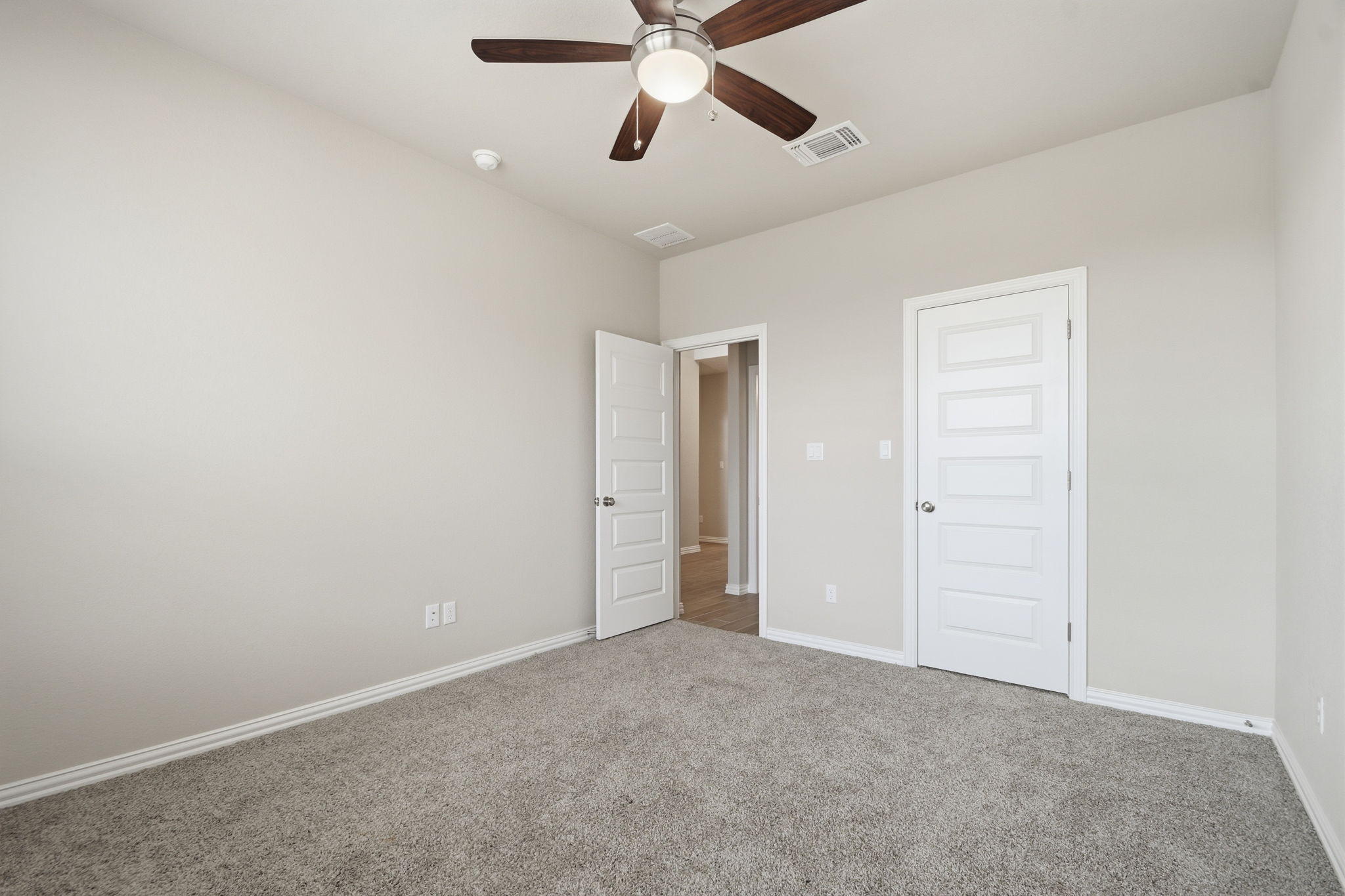 1009 Calendula Trail Georgetown, TX 78628 - Photo 10 of 31 Secondary bedroom #1