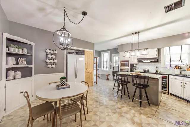 $240,000 | 2440 Highway 20, Vacherie, LA 70090