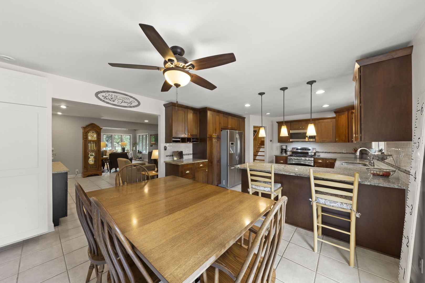 4083 West Sandwich Road Sandwich, IL 60548 - Photo 19 of 74 a kitchen with a table and chairs in it