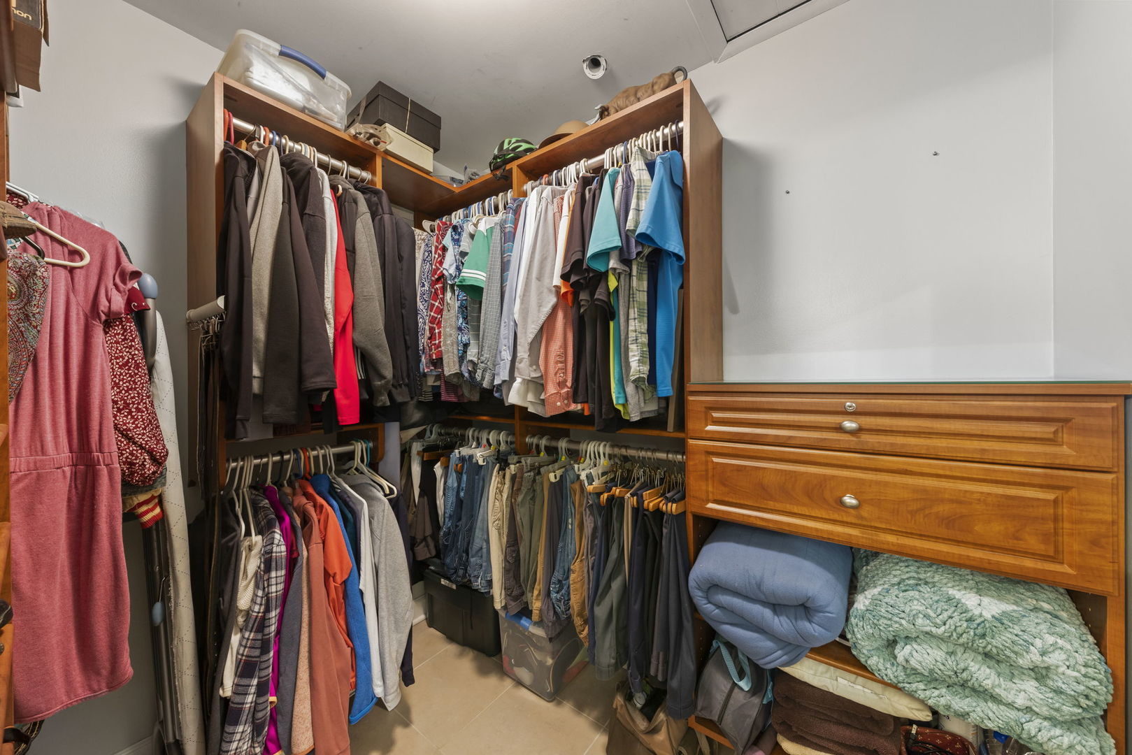 4083 West Sandwich Road Sandwich, IL 60548 - Photo 29 of 74 a view of walk in closet with clothes