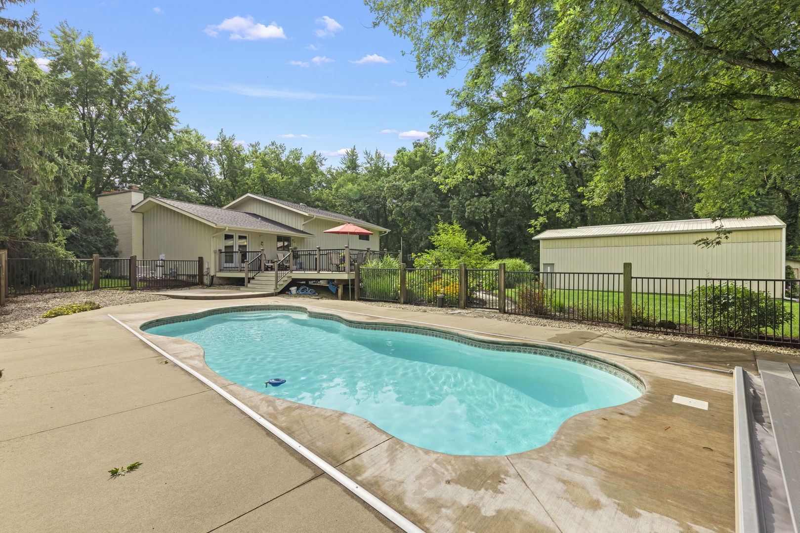 4083 West Sandwich Road Sandwich, IL 60548 - Photo 41 of 74 a view of a house with pool