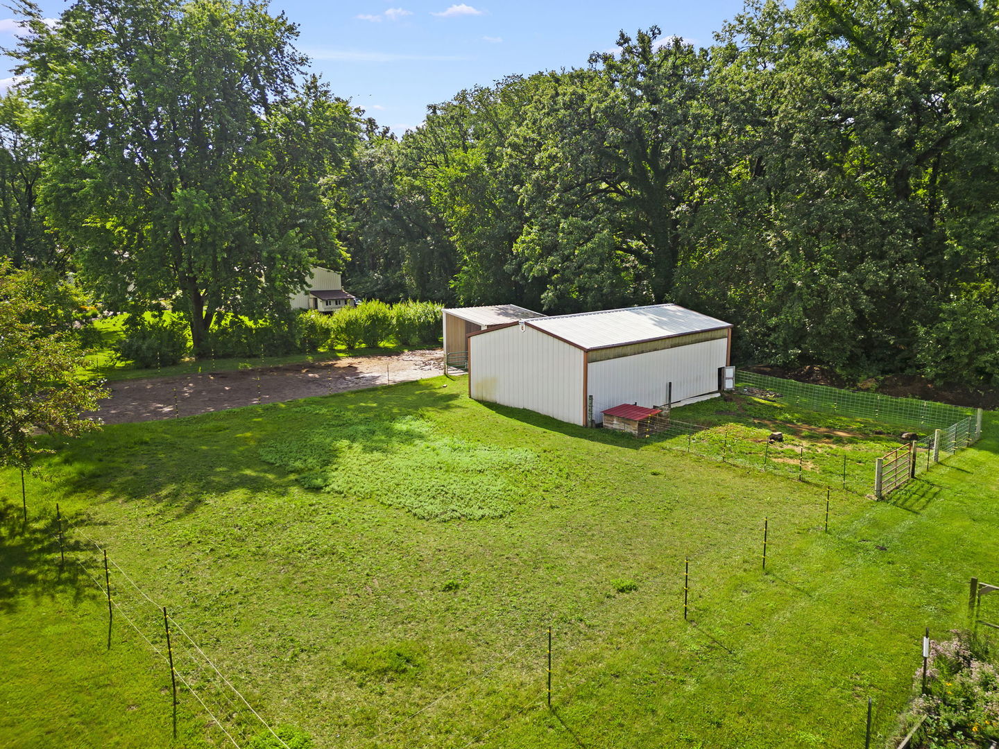 4083 West Sandwich Road Sandwich, IL 60548 - Photo 45 of 74 a house view with a outdoor space