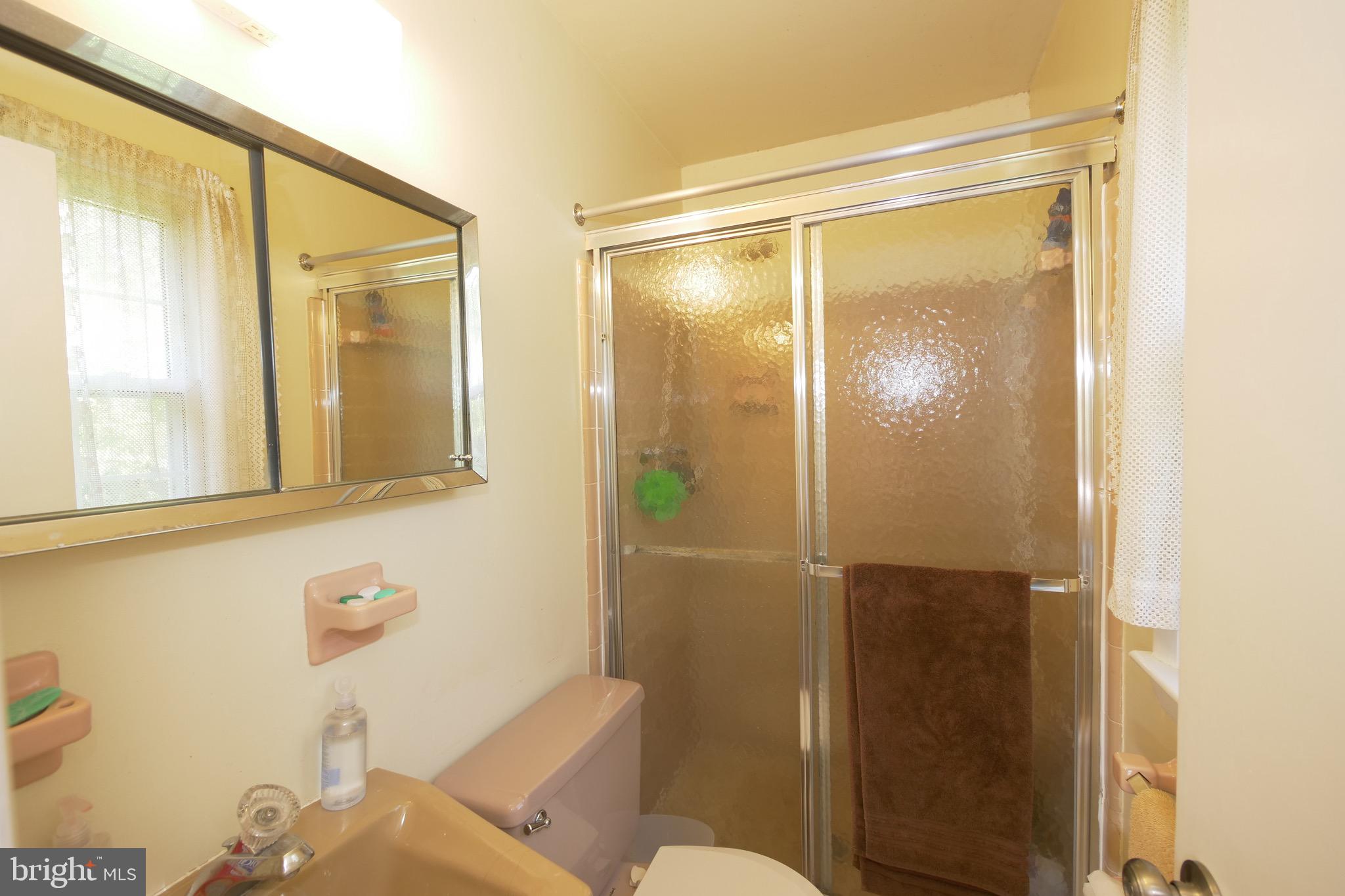 13208 Hathaway Drive Silver Spring, MD 20906 - Photo 17 of 33 Master Bath