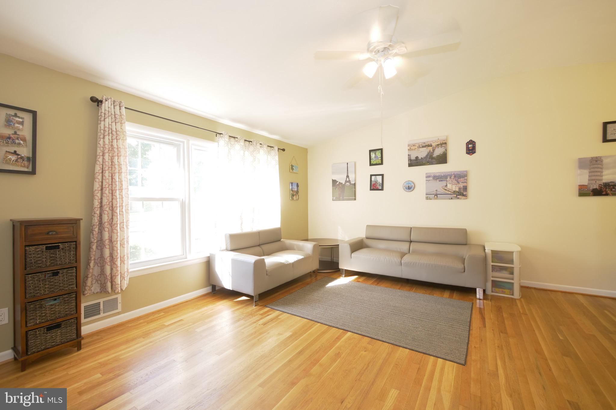 13208 Hathaway Drive Silver Spring, MD 20906 - Photo 6 of 33 Living Room