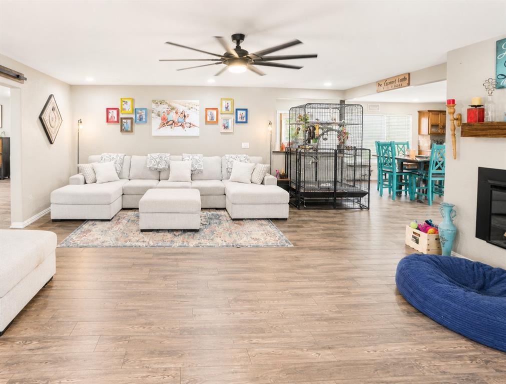 6279 Fm 1758 Road Bowie, TX 76230 - Photo 7 of 35