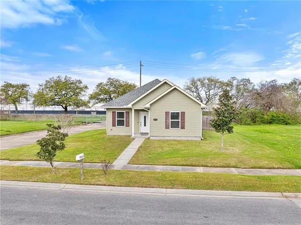 $234,900 | 2400 Munster Boulevard, Meraux, LA 70075
