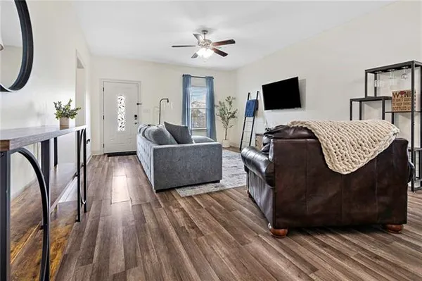 $234,900 | 2400 Munster Boulevard, Meraux, LA 70075