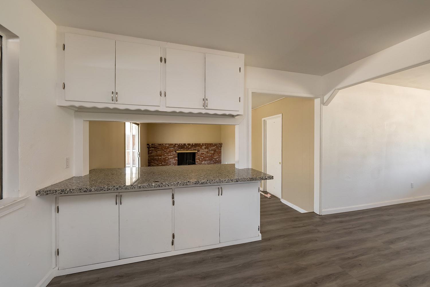 516 Gemini Street Tulare, CA 93274 - Photo 12 of 25