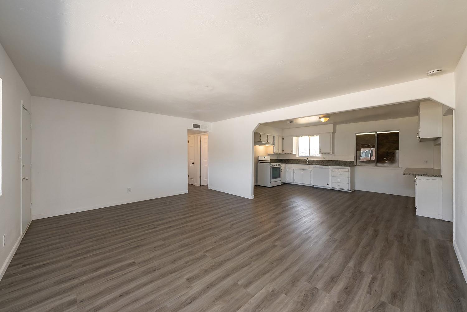 516 Gemini Street Tulare, CA 93274 - Photo 8 of 25