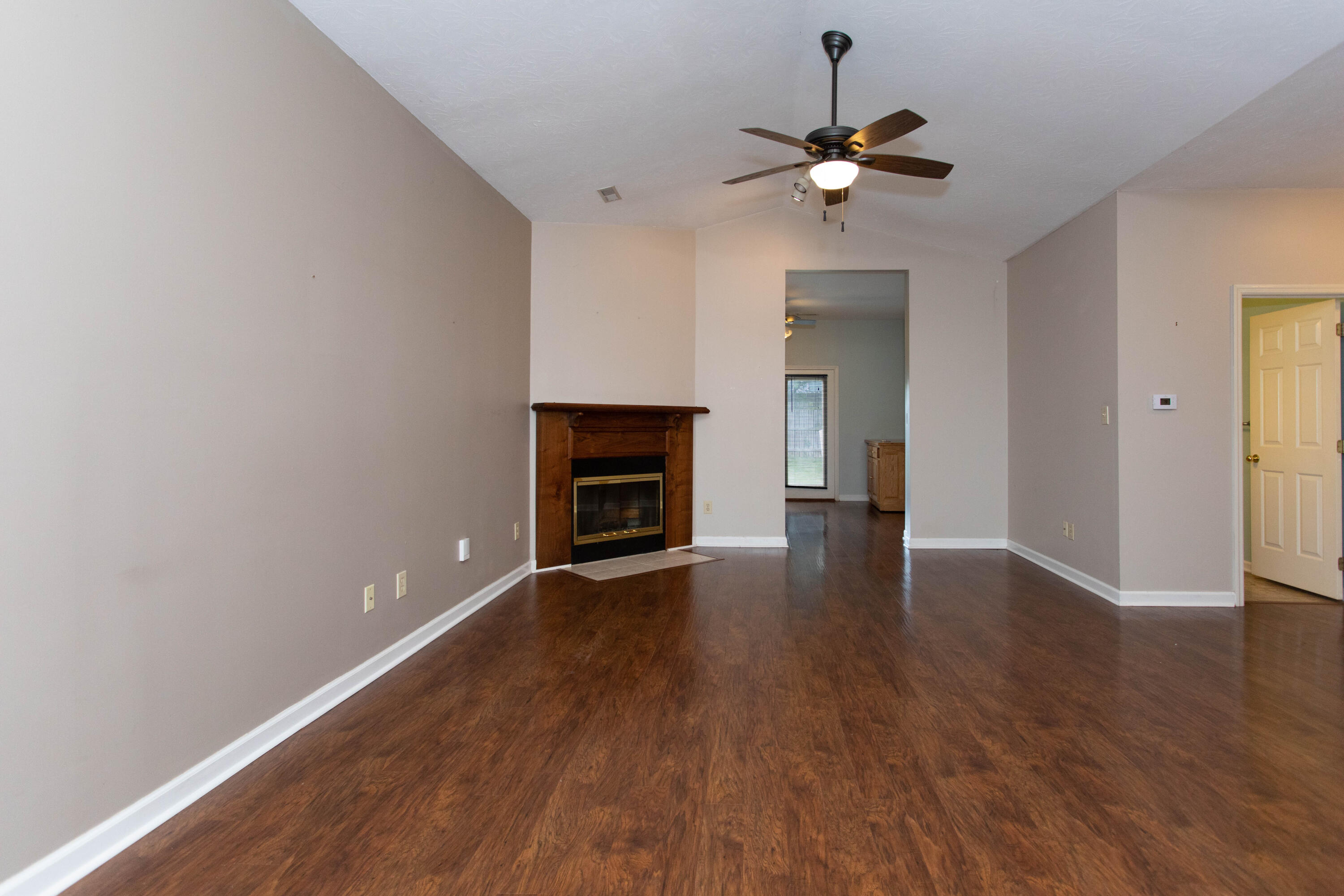 197 Chestnut Ridge Drive Lexington, KY 40511 - Photo 8 of 29 8G1A1109
