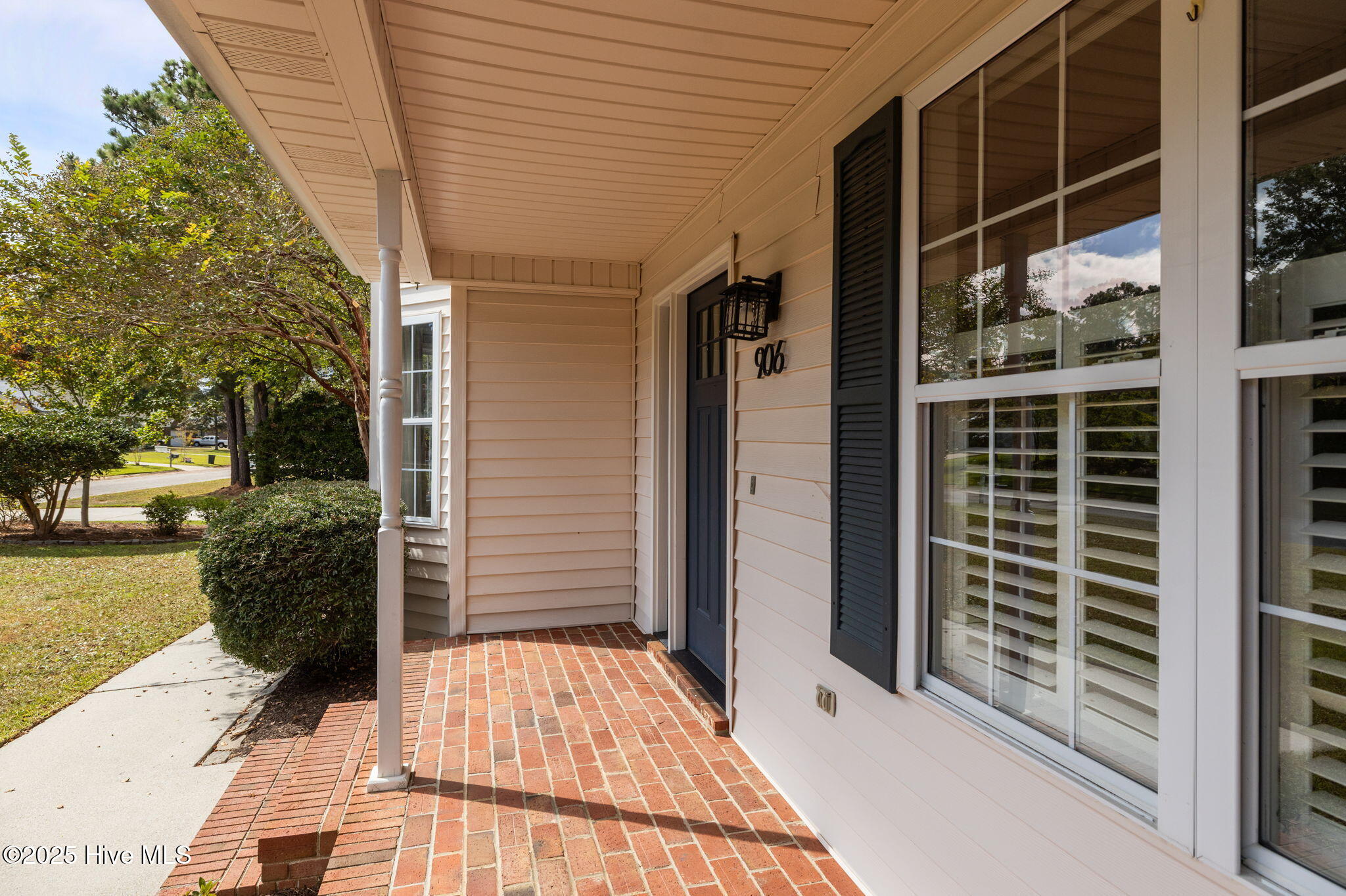 906 Ridge Water Boulevard Morehead City, NC 28557 - Photo 38 of 56 Front Porch
